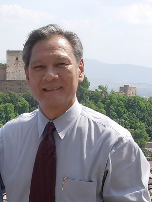 B. A. Iwata in Granada (Spain) in 2006.